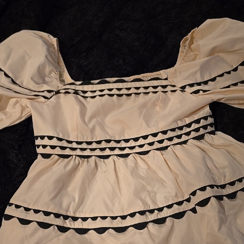 So Me Cream and Black Blouse Elegant Top